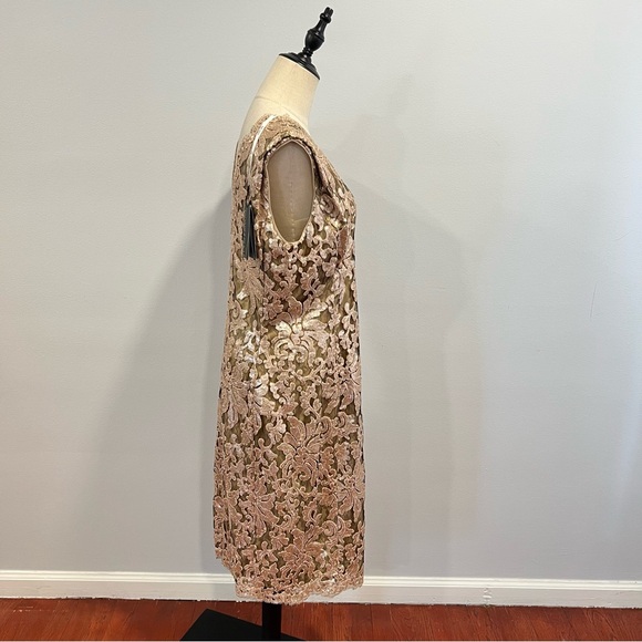 Tadashi Shoji Gold Embellished Sequin V Neck Cocktail MIDI Dress - Reemoly - Picture 5 of 14